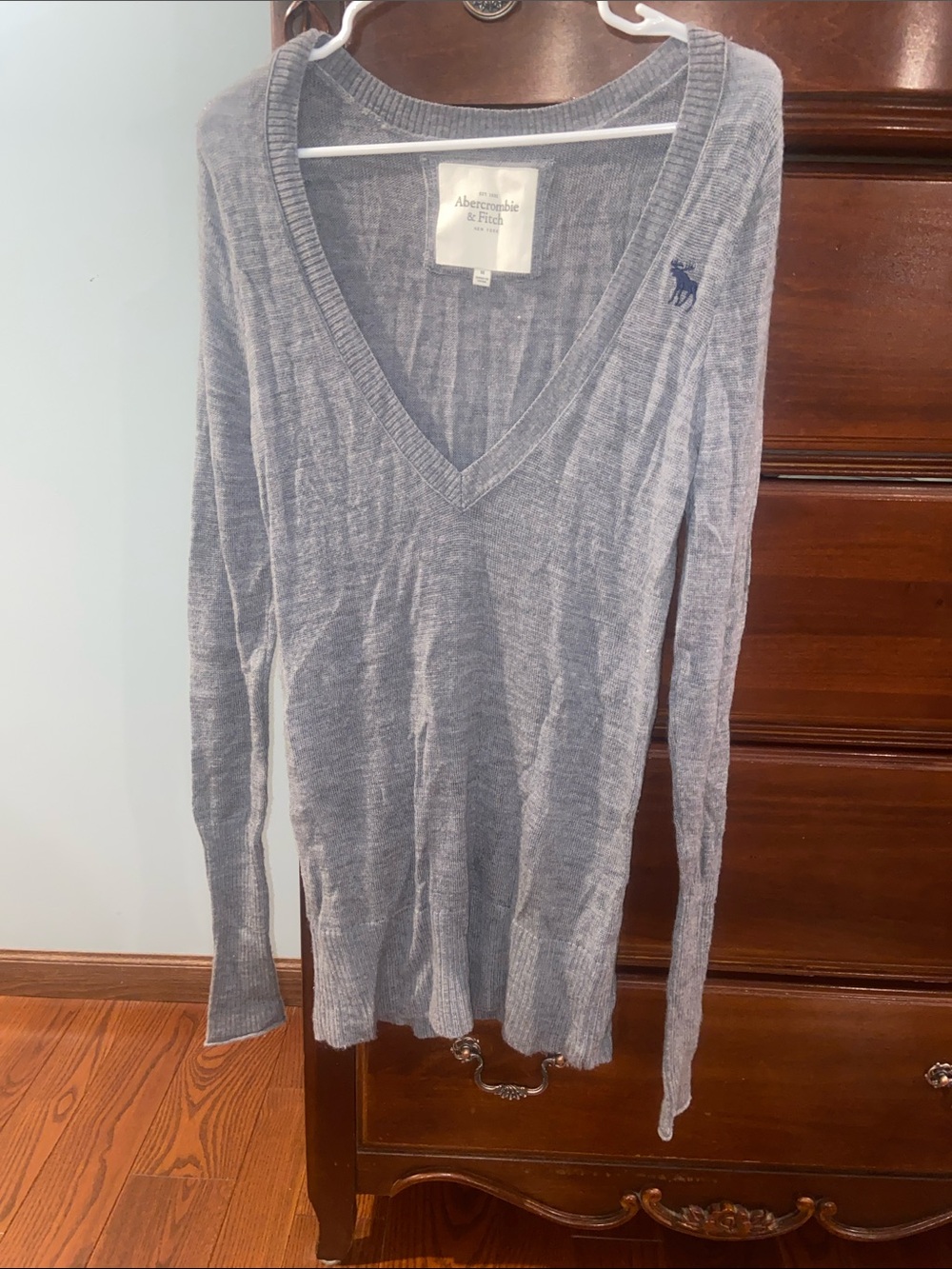 Abercrombie & Fitch, size M, gray